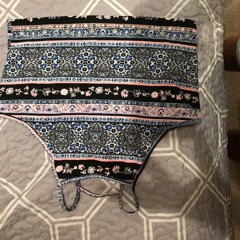 Crop top with flowers and stripes